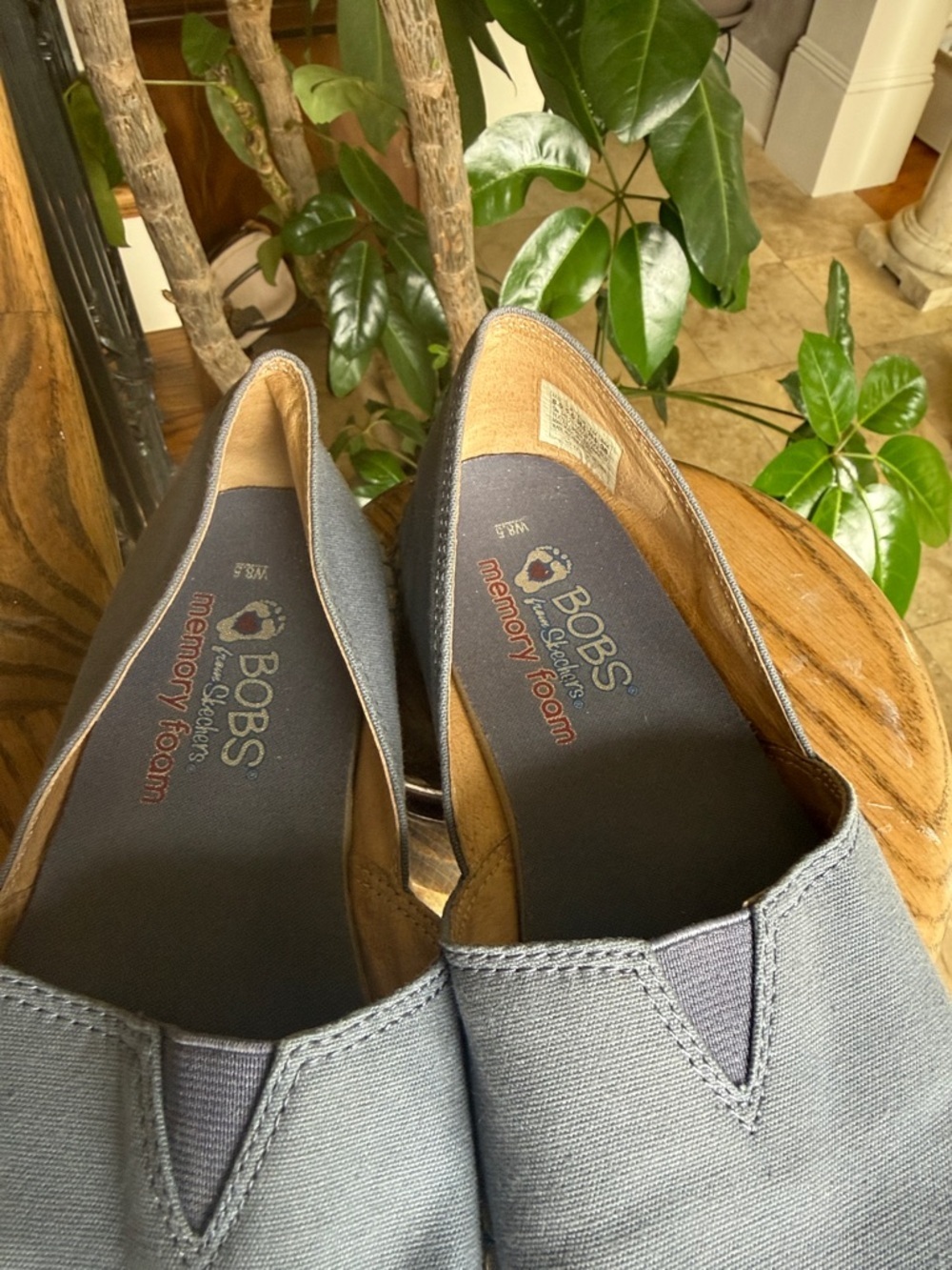 BOBS blue espadrille flat slip on shoe preowned good condition 8 1/2 - Picture 6 of 9